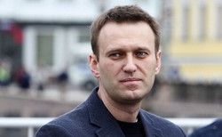 россия оппозиционер Навальный