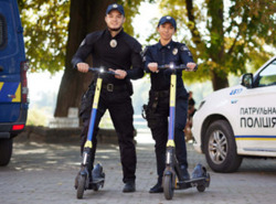 Ужгород патрульная полиция самокат